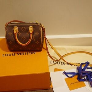 Louis Vuitton nano speedy